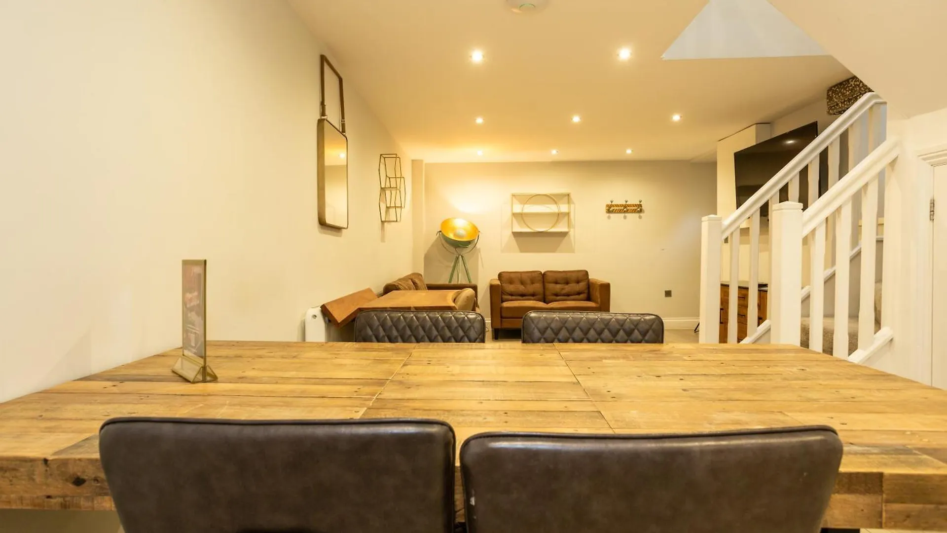 Coffico Hotel كارديف