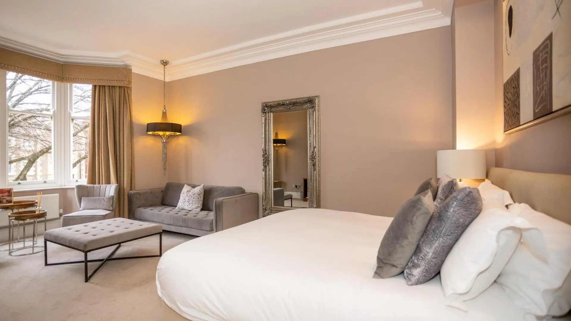 Coffico Hotel كارديف