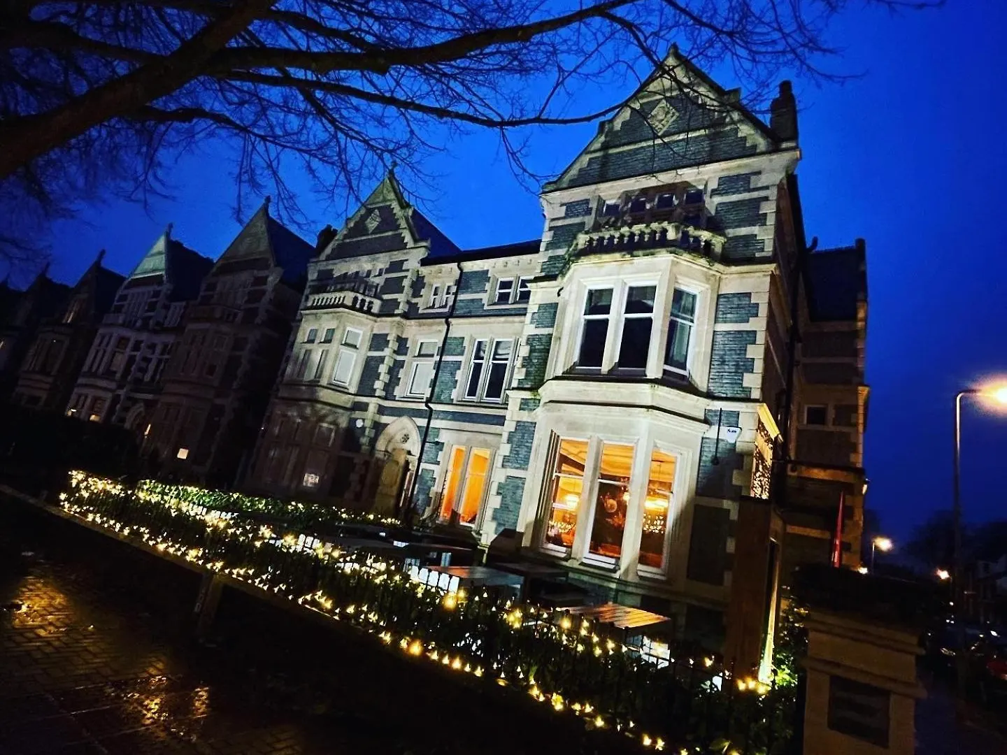 Coffico Hotel كارديف